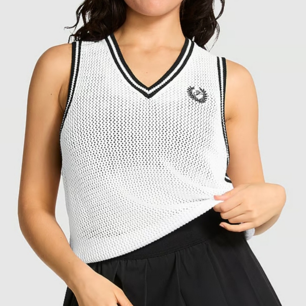 PINK Victoria's Secret Cambridge Knit Cropped Vest.